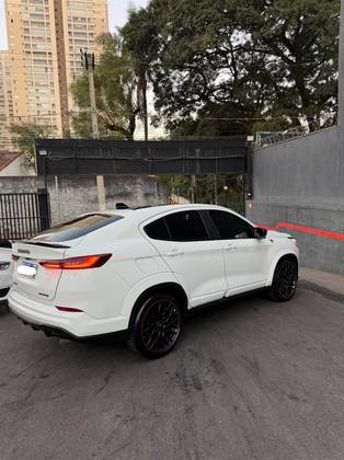FIAT FASTBACK 1.3 TURBO 270 FLEX ABARTH AT6 FIAT FASTBACK 1.3 TURBO 270 FLEX ABARTH AT6